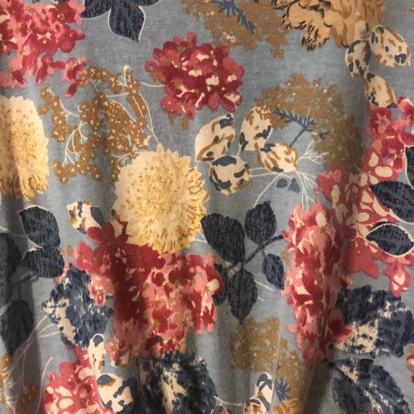 SOLD - Pretty Zig Zag Stripe Top - Picture 3 of 4